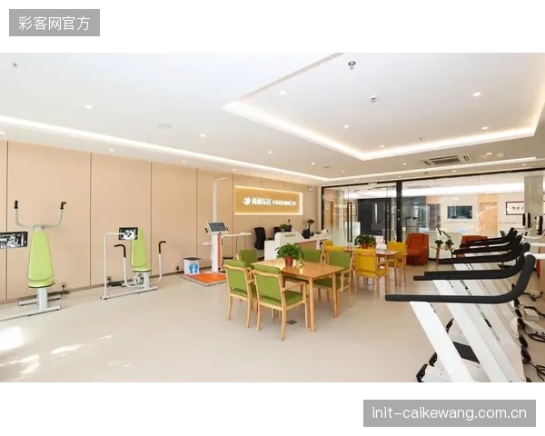 社区健身设施的“适老化”改造，或将引爆针对老年群体的康复性训练消费市场